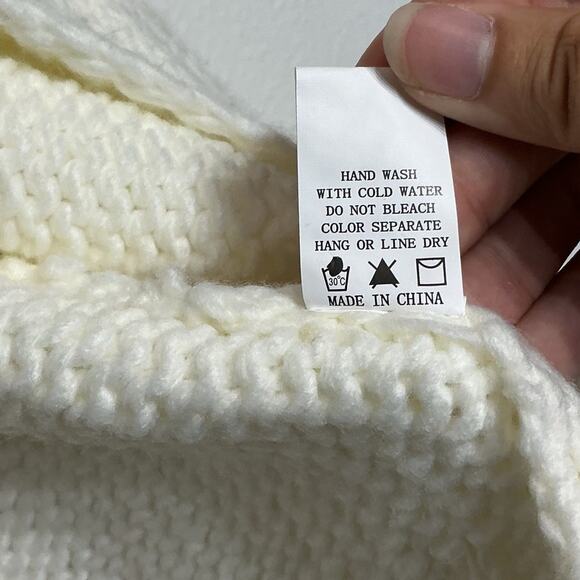 Luna Ivy White Smiley Face Chunky Knit Open Cardigan Sz M - Picture 6 of 11